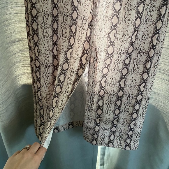 Kittenish Snakeskin Skirt - Picture 5 of 6